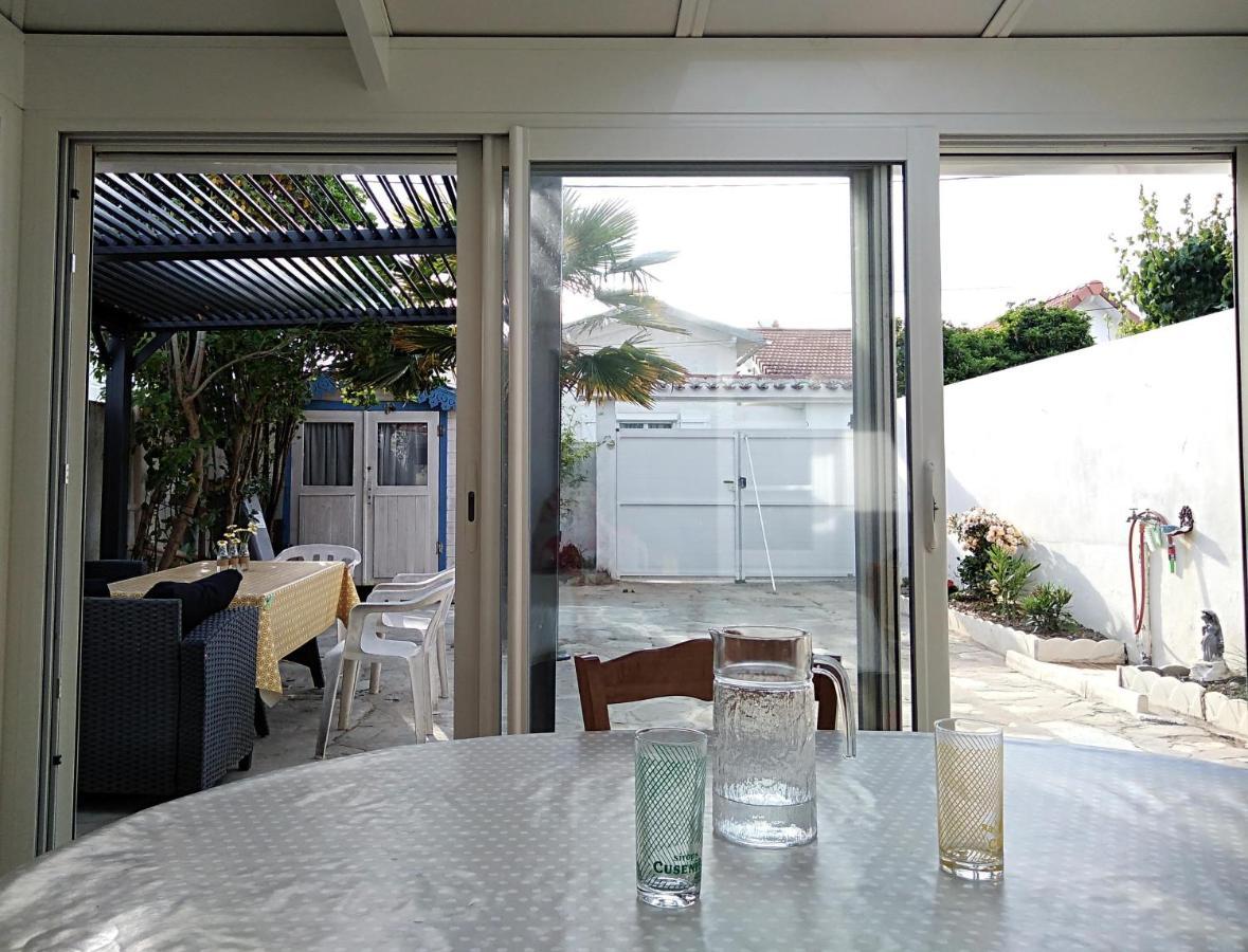 Maison Boisvinet Saint-Gilles-Croix-De-Vie, 4-5 P, Belle Cour Interieure, 200M Plage Luaran gambar